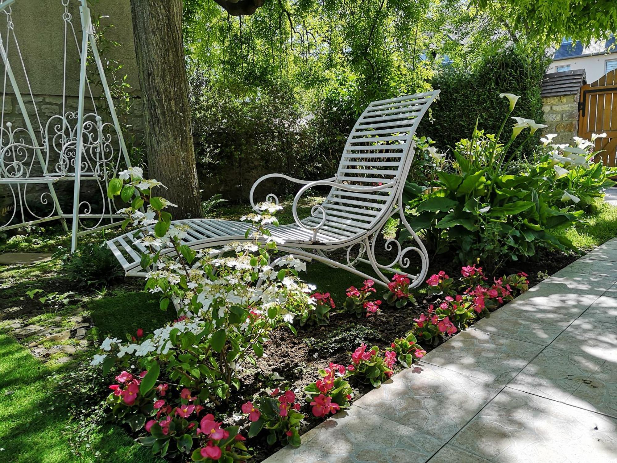 La Roseliere Maison Plain Pied Confortable Belle Decoration Jardin Magnifique 10 Mn A Pied Centre Ville Bayeux Proche Plages Du Debarquement Exterior foto